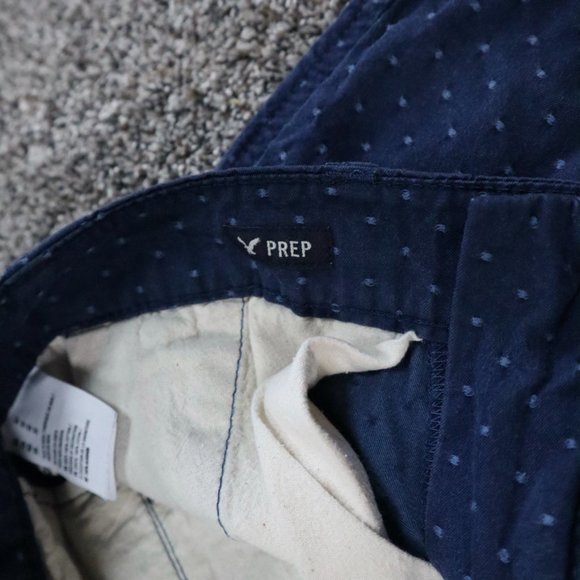 American Eagle Khaki Shorts - Picture 4 of 6